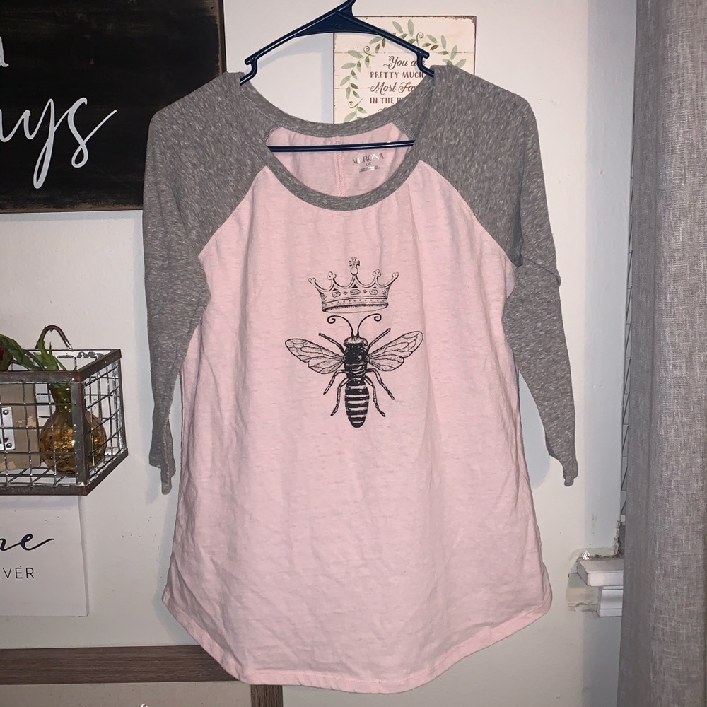 “Queen Bee” 3/4 length top